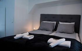 Cozy Penthouse Loft - Near The Airport