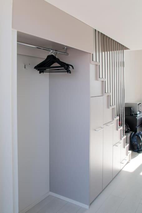 Apartamento Cozy Penthouse Loft - Near The Airport Vantaa Exterior foto